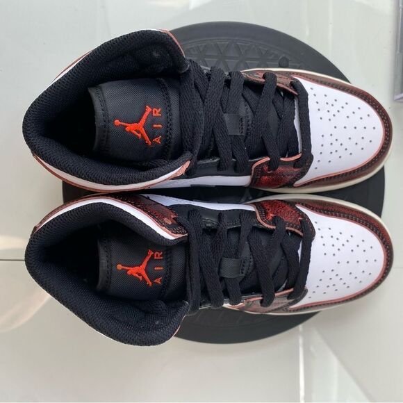 🆕 Air Jordan 1 Mid SE GS 'Wear-Away' - Womens 6 - Picture 5 of 11